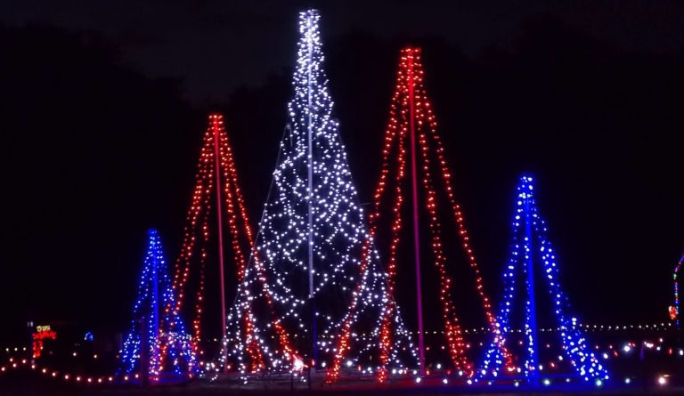 Christmas lights Shimmering 768x445