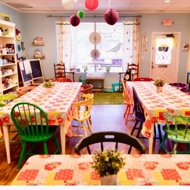 Yellow Bird Studio Summer Camps 768x769